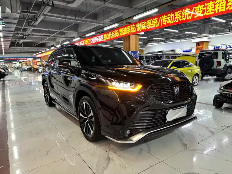 Toyota Crown Kluger