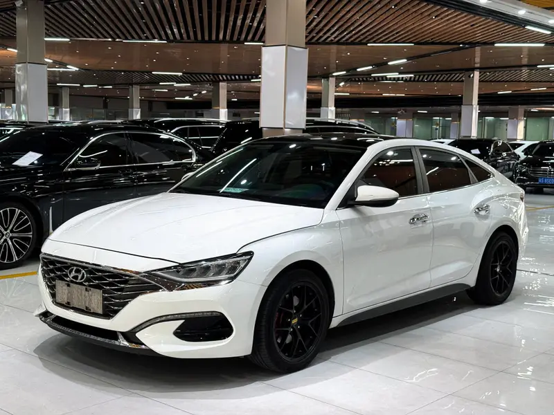 Hyundai Lafesta