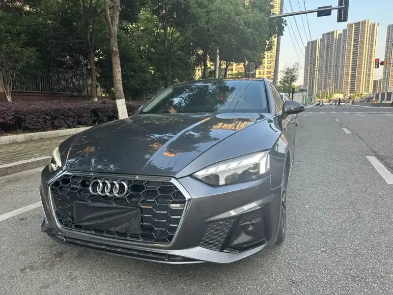 Audi A5 (Import)