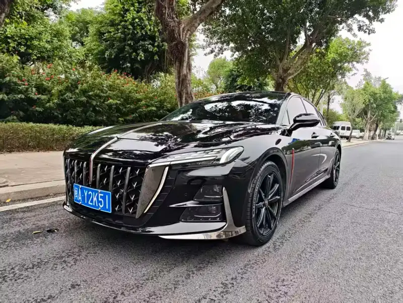 Hongqi H6