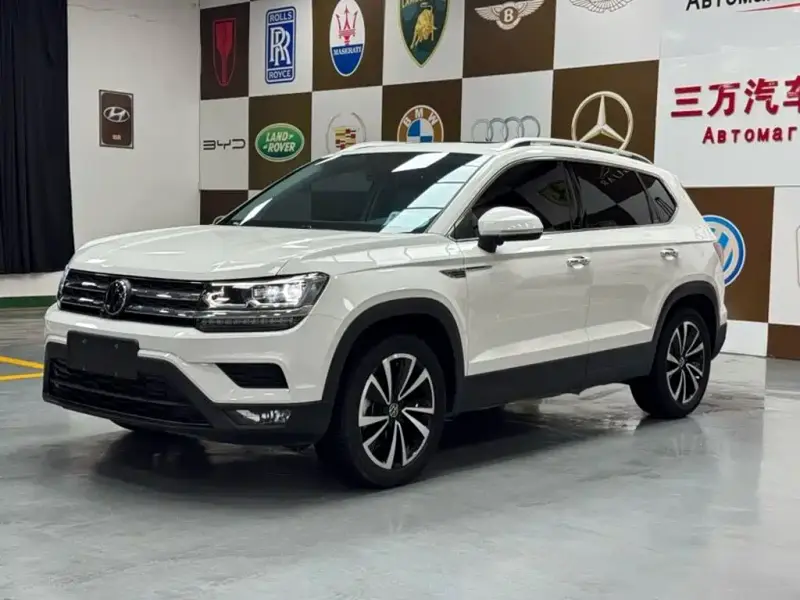 Volkswagen Tharu