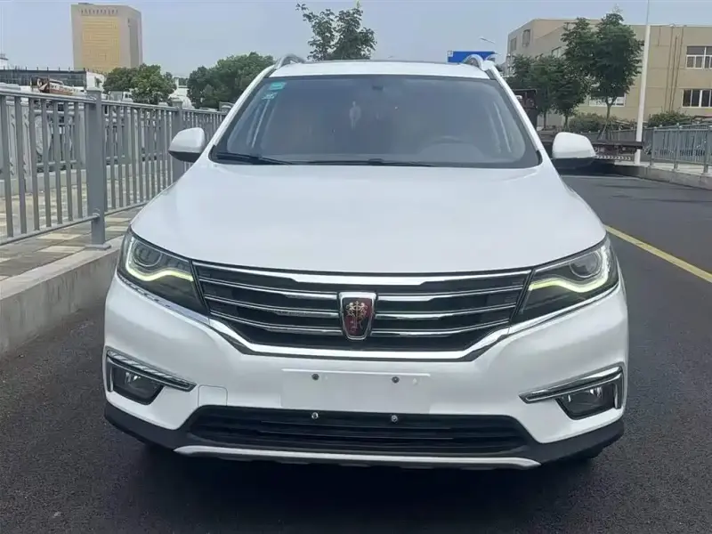 Roewe MG HS (RX5)