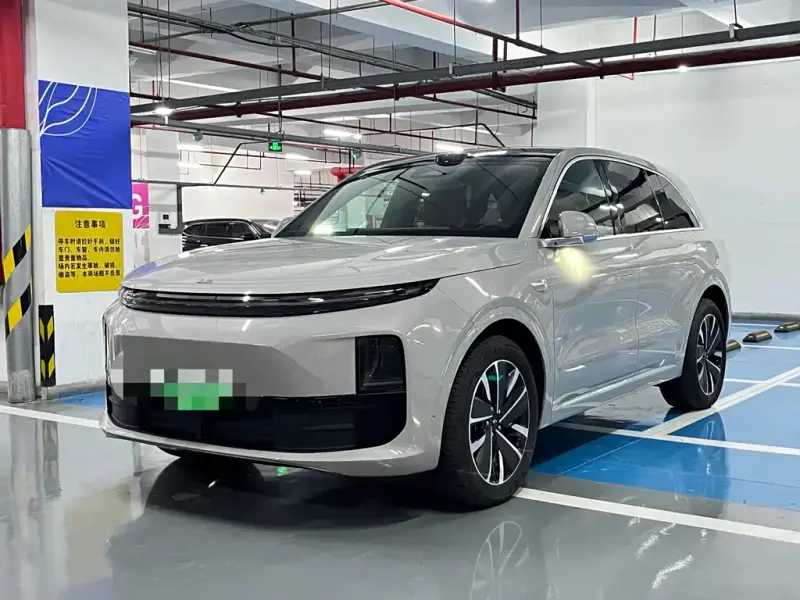 Li Auto L6