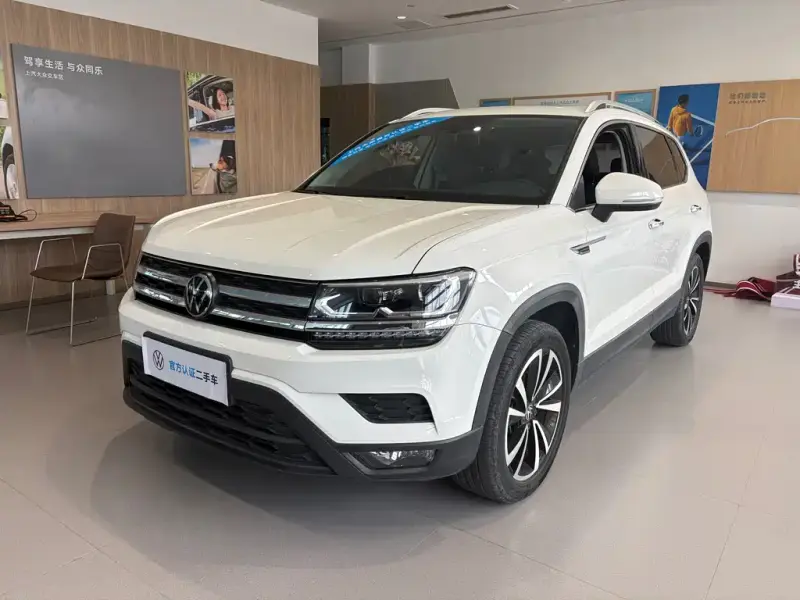 Volkswagen Tharu