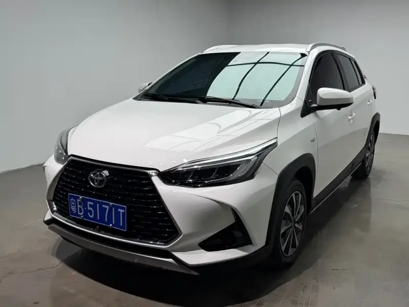 Toyota Yaris L