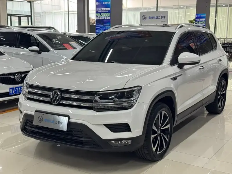 Volkswagen Tharu