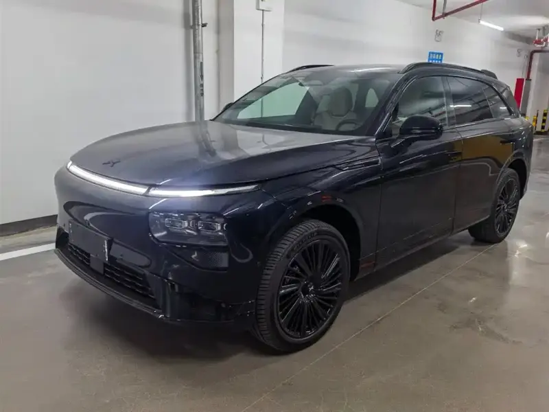 XPeng G9