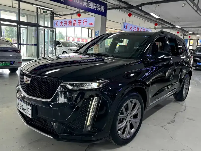 Cadillac XT6