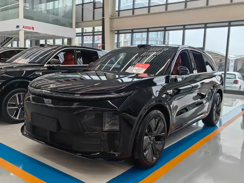 Li Auto L6