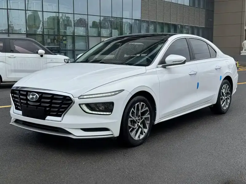Hyundai Mistra