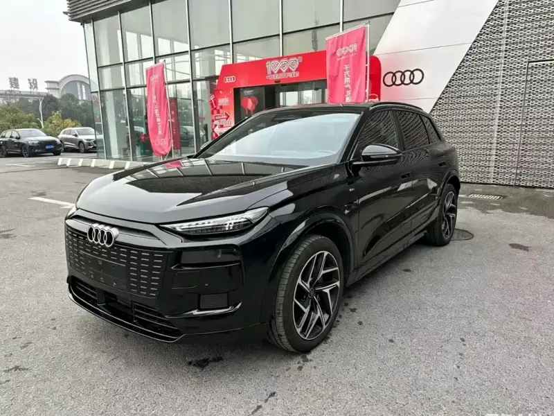 Audi Q6L e-tron