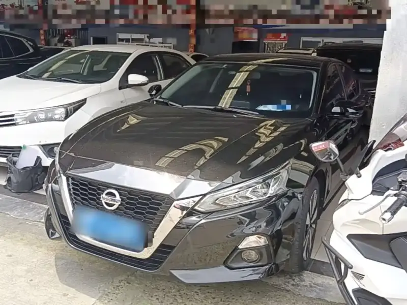 Nissan Teana