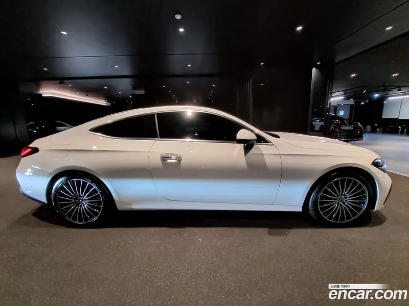 Mercedes-Benz CLE-Class