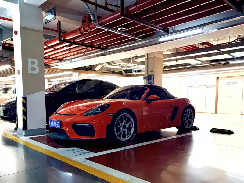 Porsche 718