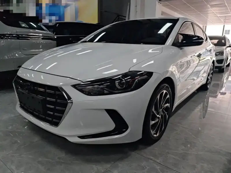 Hyundai Elantra