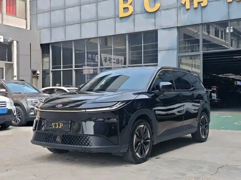 Toyota Bozhi 3X