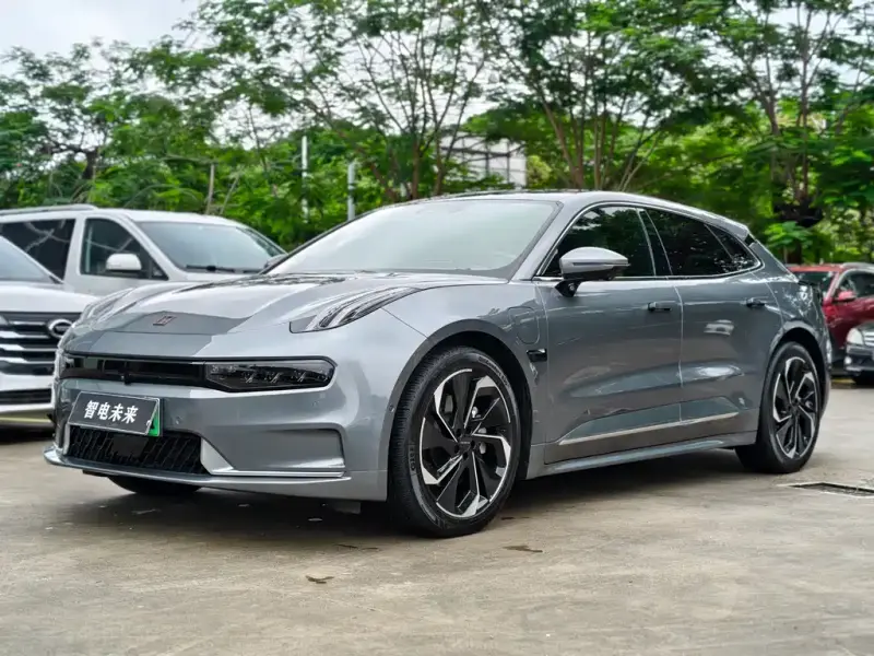 Zeekr 001