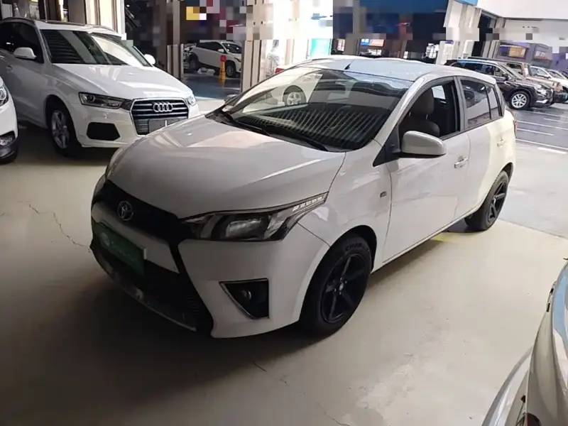 Toyota Yaris L