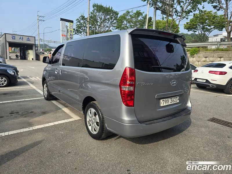 Hyundai H-1