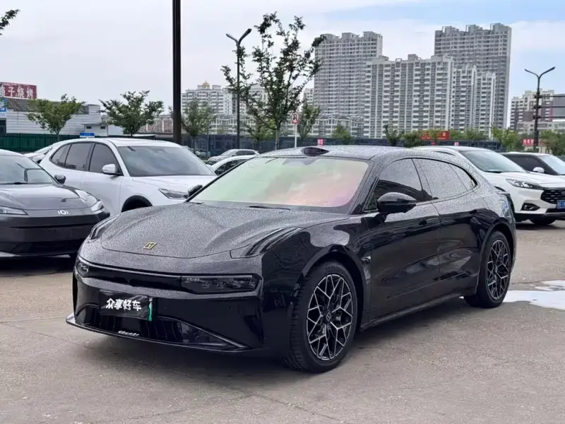 Zeekr 001