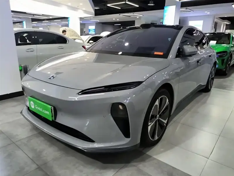 NIO ET5T