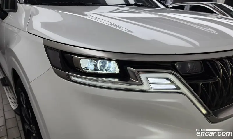 Kia Carnival (Canival)