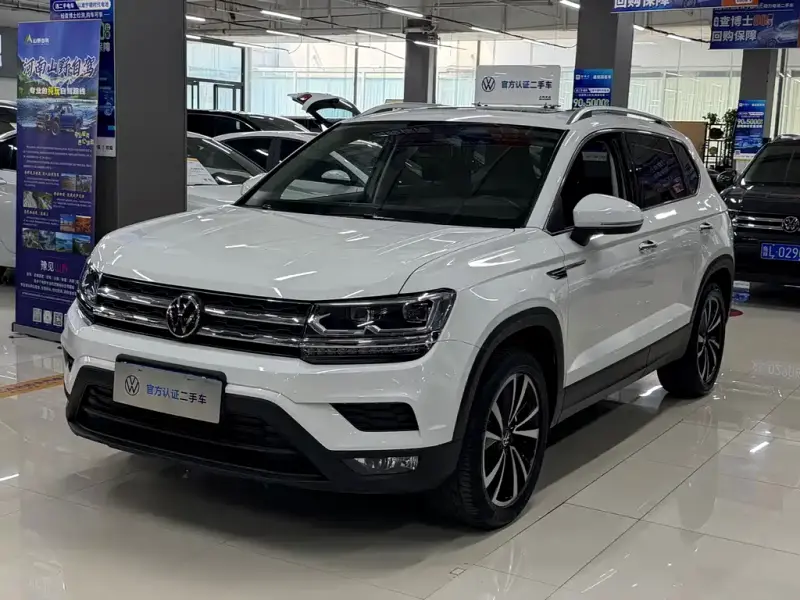 Volkswagen Tharu