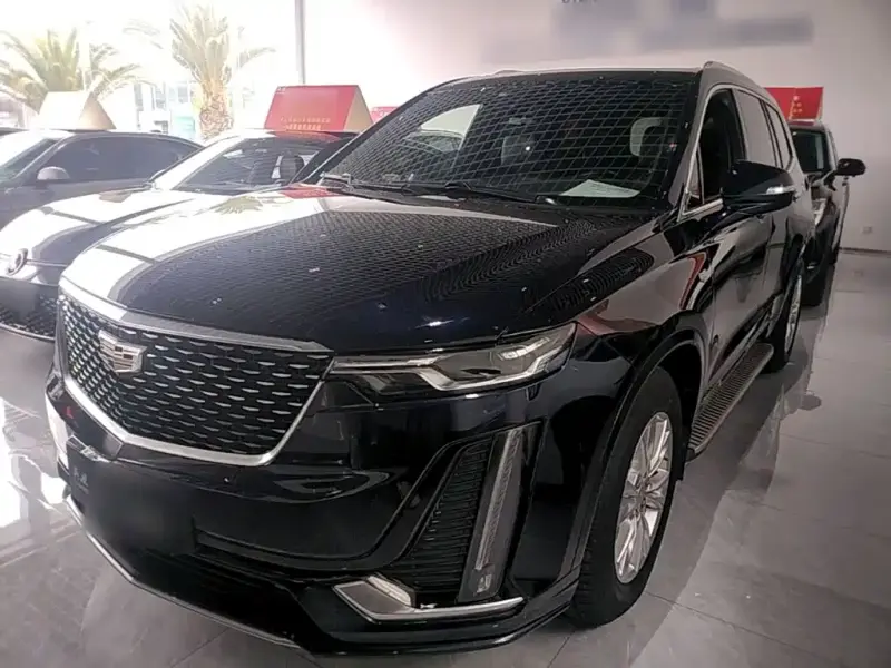 Cadillac XT6