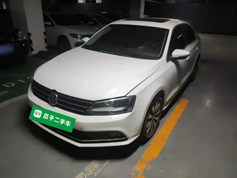Volkswagen Sagitar