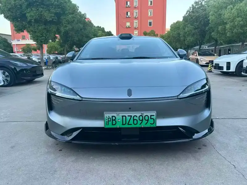 Luxeed Zhijie S7