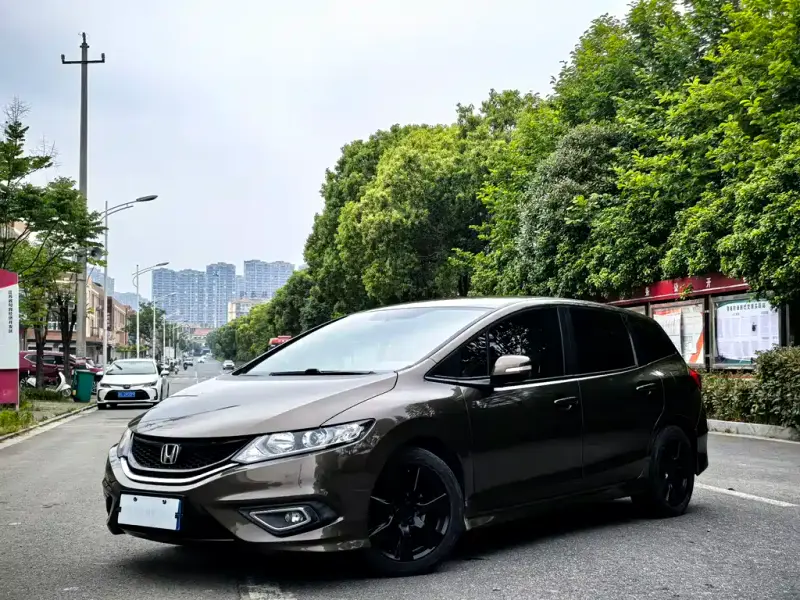 Honda Jade
