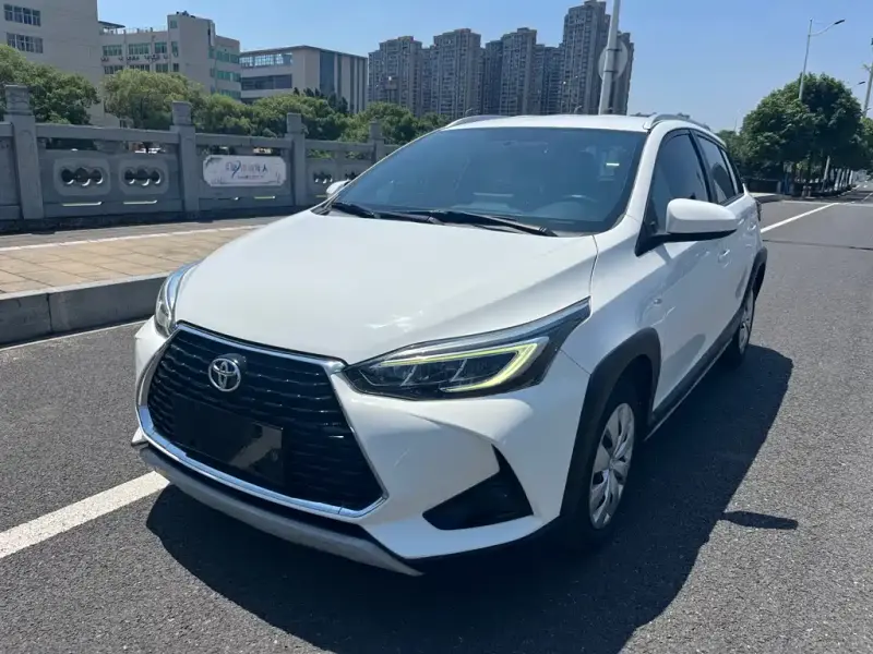 Toyota Yaris L