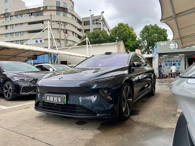 NIO ET7