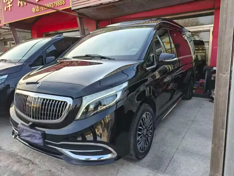 Mercedes-Benz V-Class