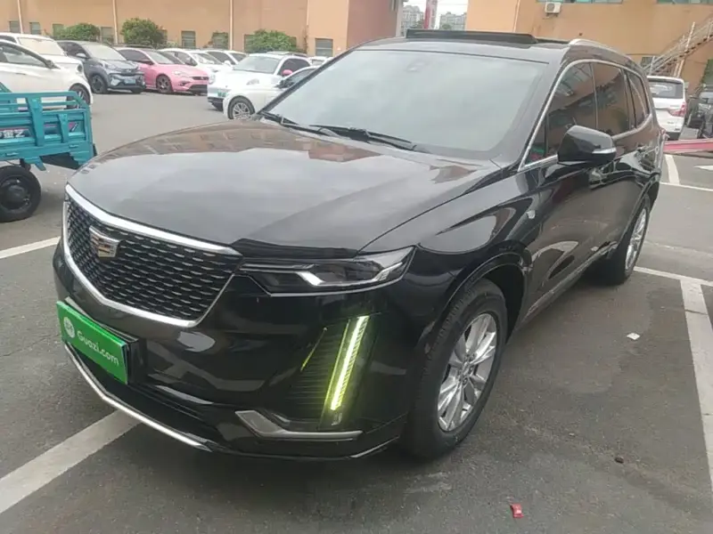 Cadillac XT6