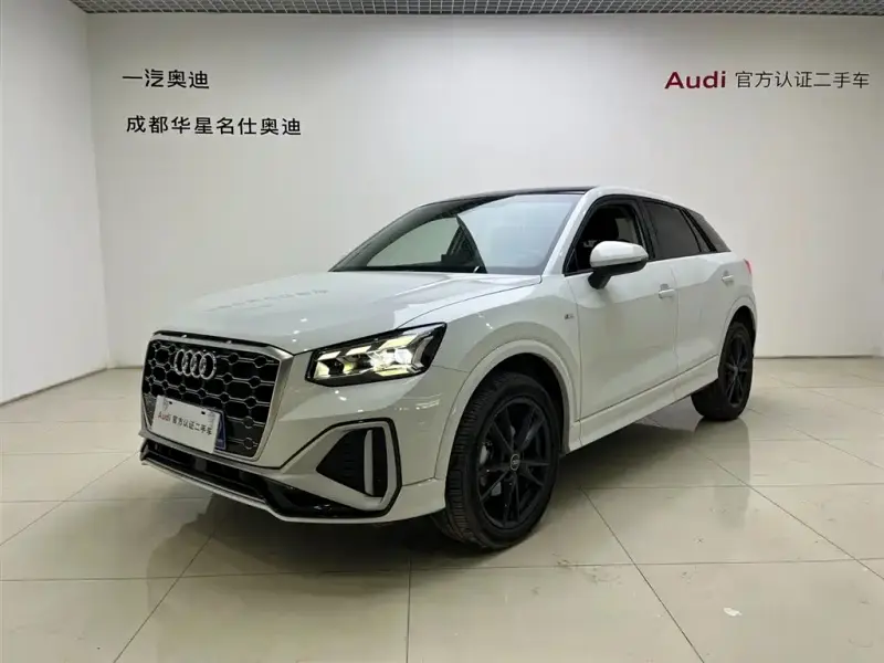 Audi Q2L