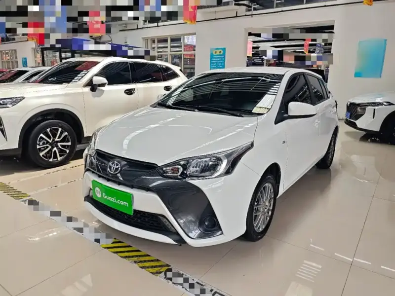 Toyota Yaris L