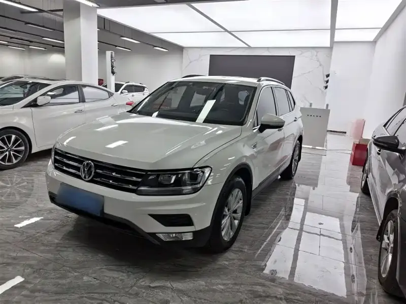 Volkswagen Tiguan L