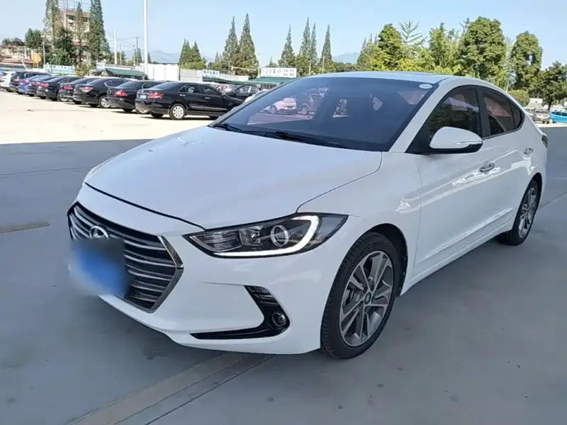 Hyundai Elantra