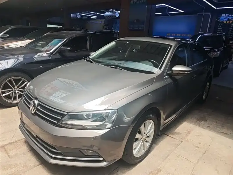 Volkswagen Sagitar
