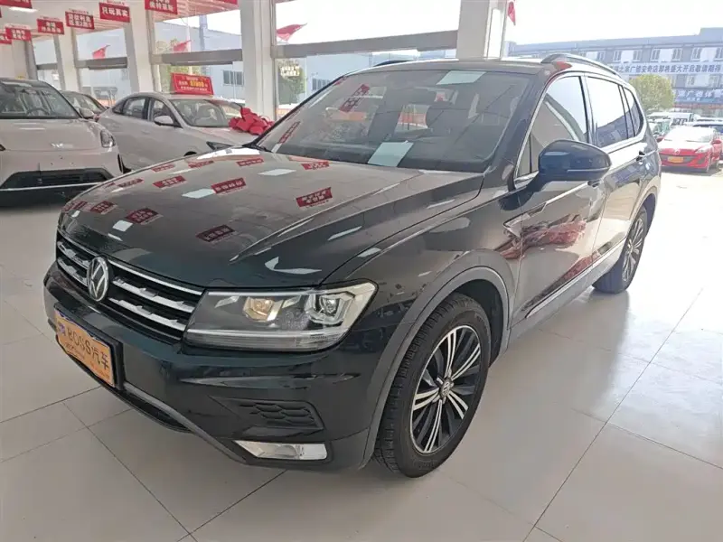 Volkswagen Tiguan L