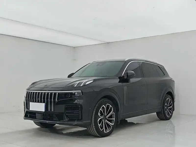 Lynk & Co 09