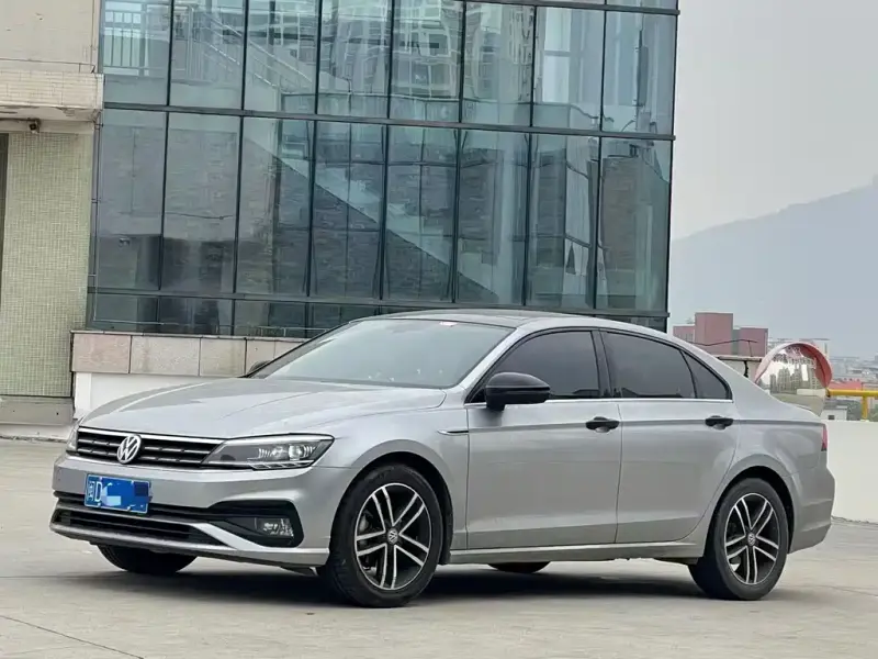 Volkswagen Lamando