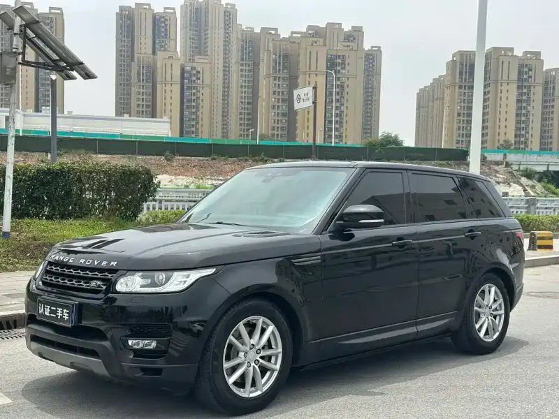 Land Rover Sport
