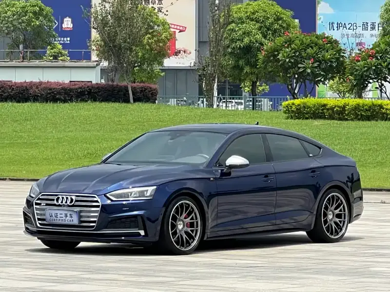 Audi S5