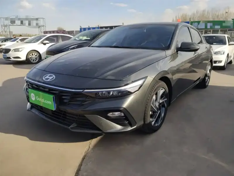 Hyundai Elantra