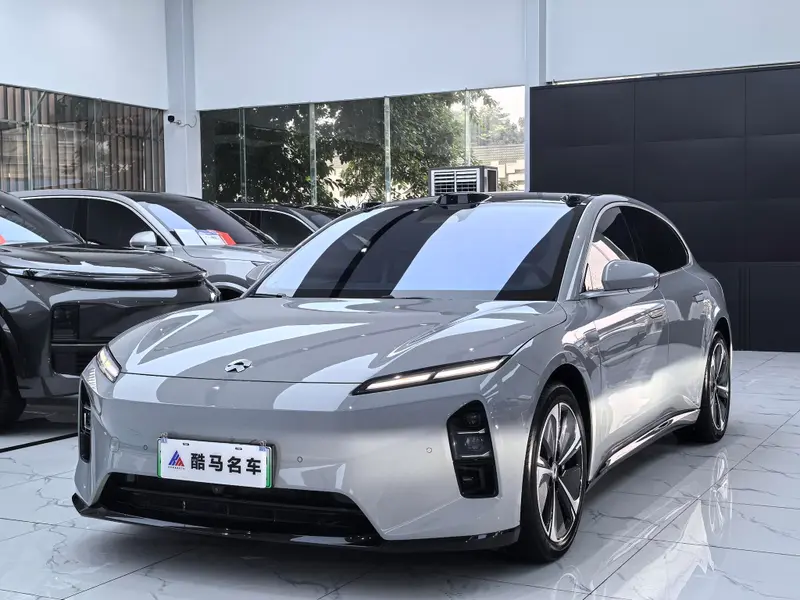 NIO ET5T