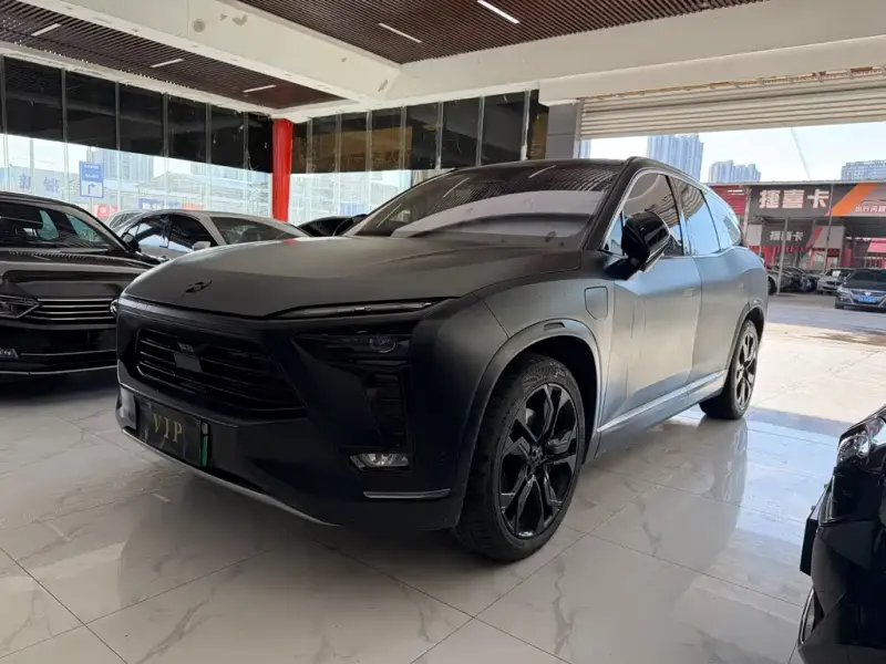 NIO ES8