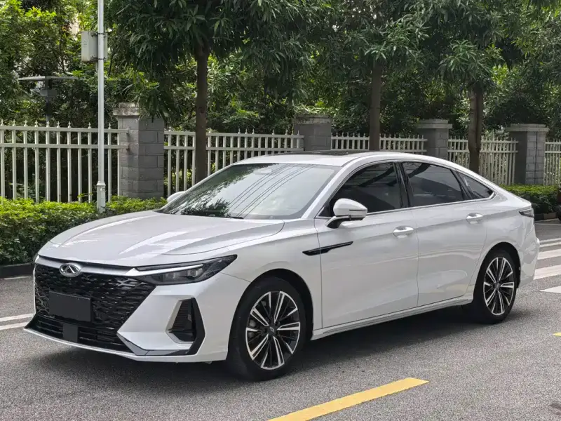 Chery Arrizo 8