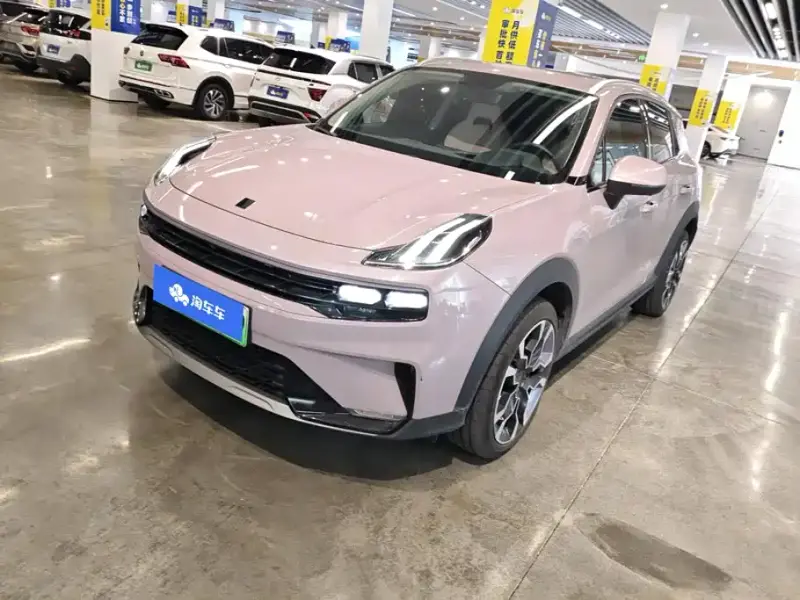 Lynk & Co 06 EM-P